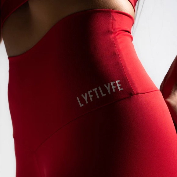 LYFTLYFE scrunch leggings | size XS - Picture 3 of 7